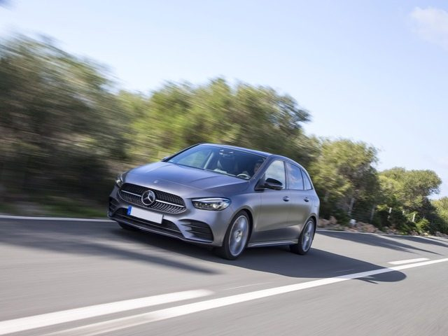 MERCEDES-BENZ B 180 Bianco metallizzato