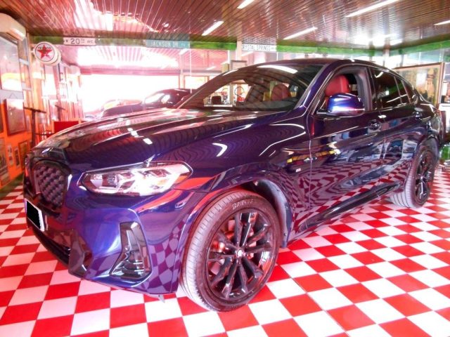 BMW X4 Blu metallizzato