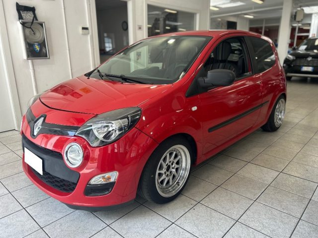RENAULT Twingo Rosso pastello