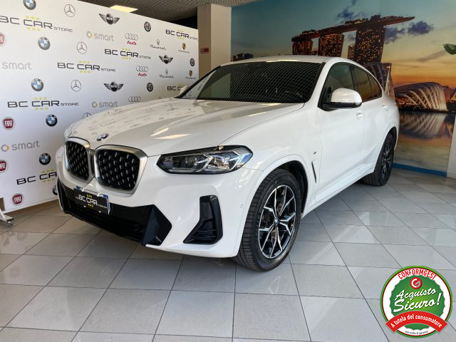 BMW X4 Bianco pastello