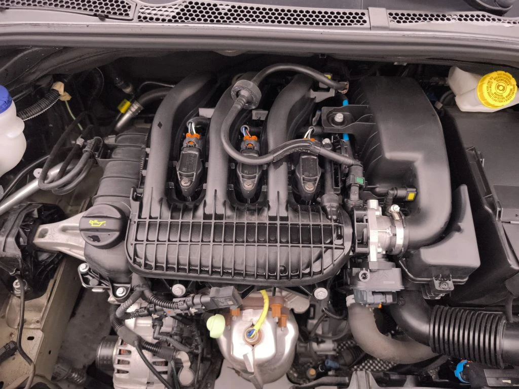 CITROEN C3 1.2 puretech Shine s&s 83cv - Grid Foto 26