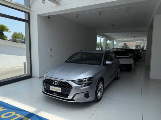 AUDI A3 Grigio metallizzato