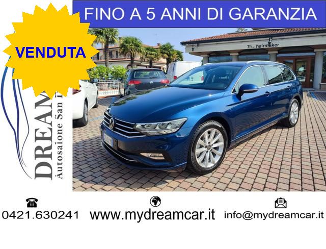 VOLKSWAGEN Passat Variant Blu pastello