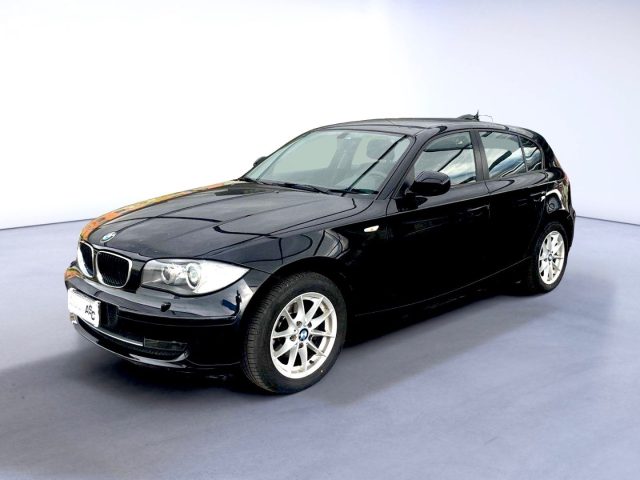 BMW 116 Nero pastello