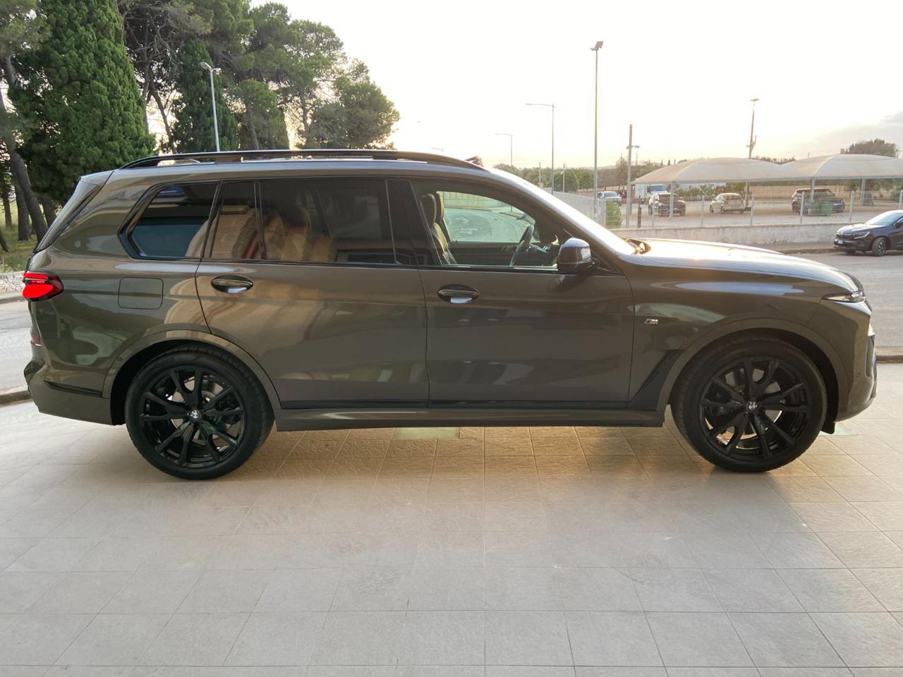 BMW X7 xDrive40d 48V Msport Pro TETTO APR/PAN. - 4