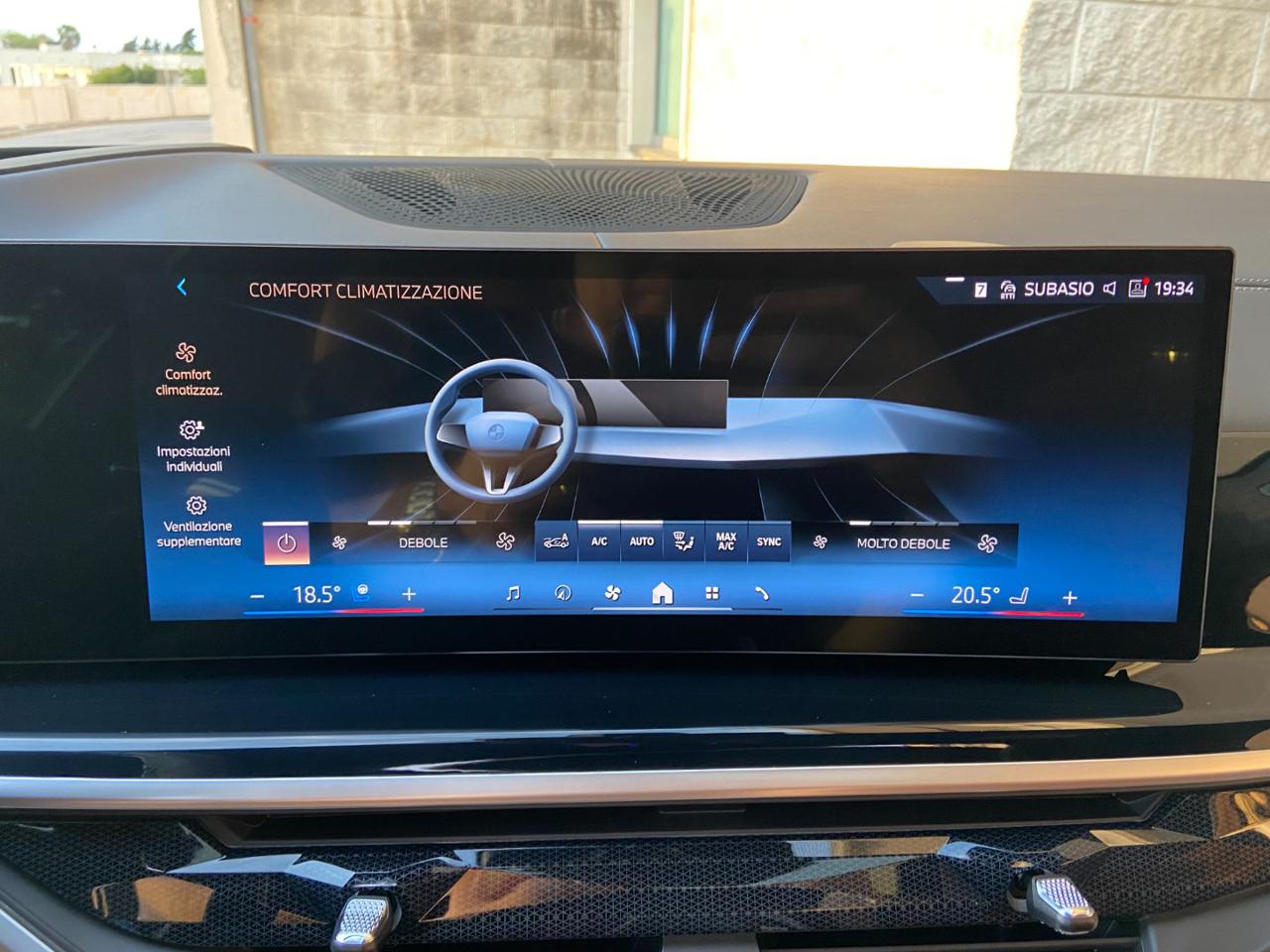 BMW X7 xDrive40d 48V Msport Pro TETTO APR/PAN. - 31