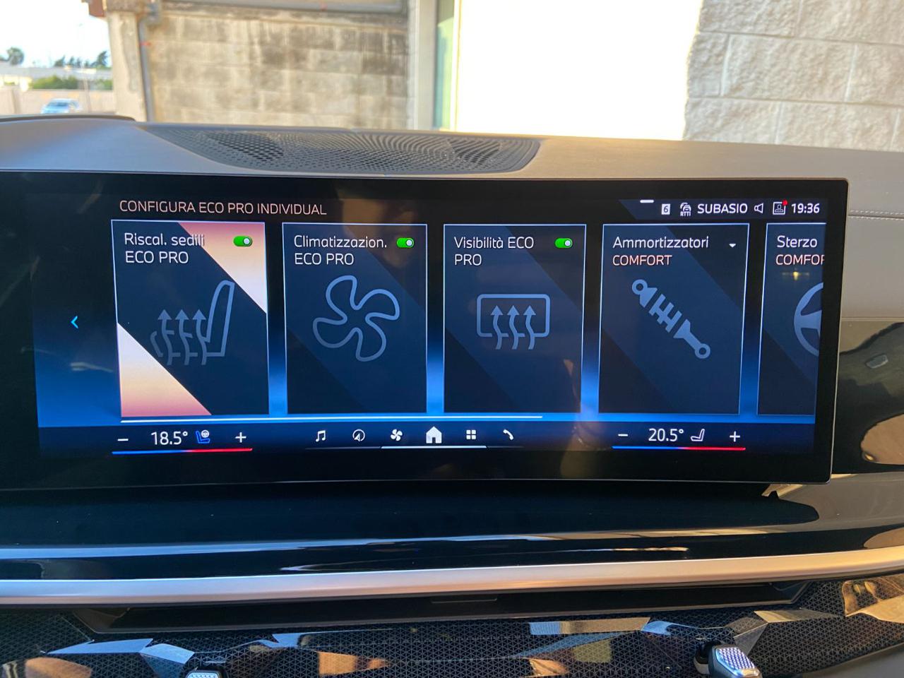 BMW X7 xDrive40d 48V Msport Pro TETTO APR/PAN. - 36