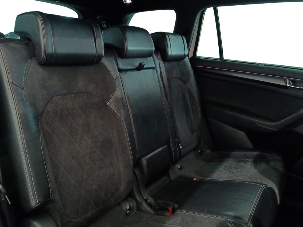 SKODA Kodiaq 2.0 TDI SCR 4x4 DSG 7 posti SportLine - 11