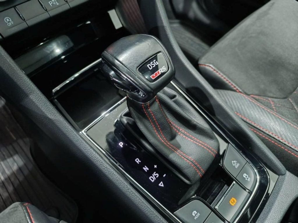 SKODA Kodiaq 2.0 BiTDI SCR 4x4 DSG RS - 8