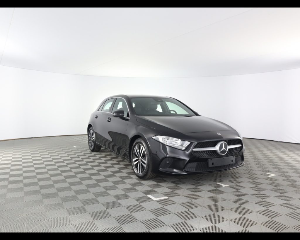 MERCEDES-BENZ A 180 d Business Extra auto - 4