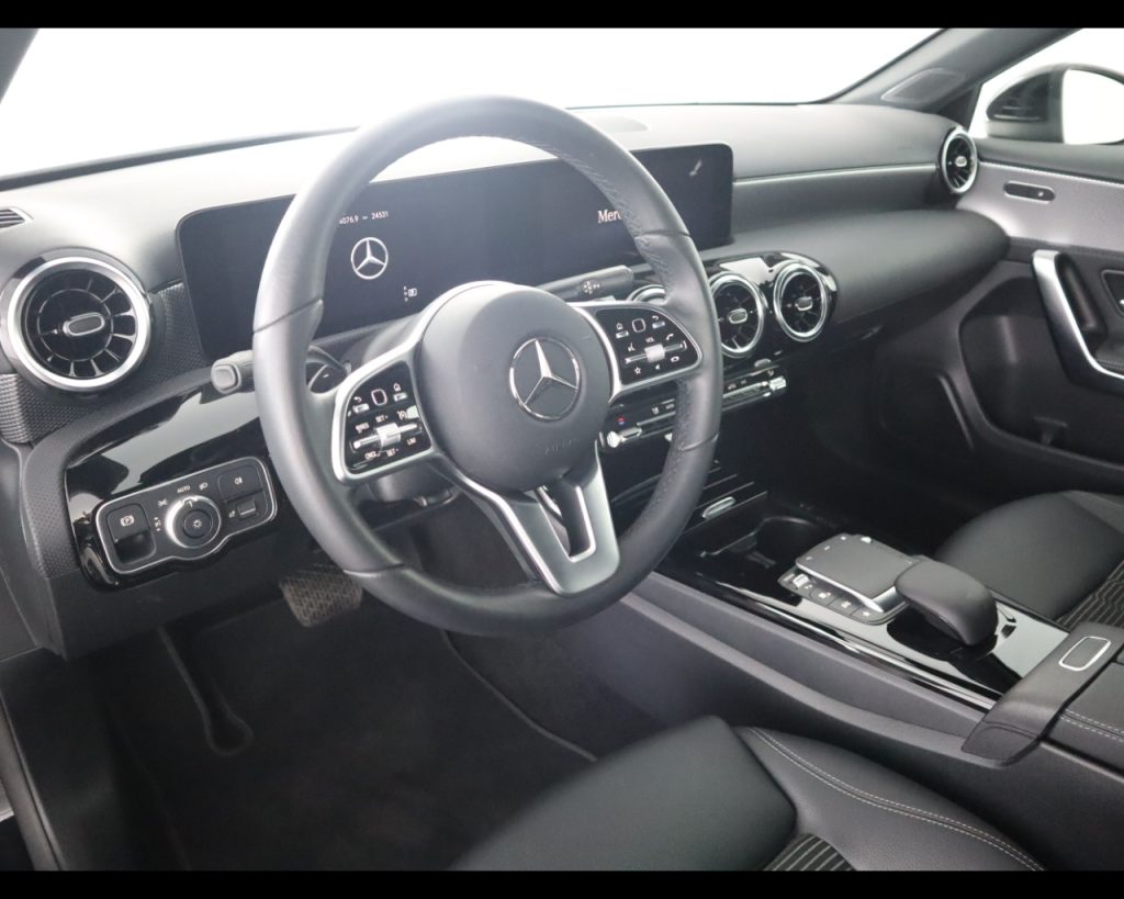 MERCEDES-BENZ A 180 d Business Extra auto - 13