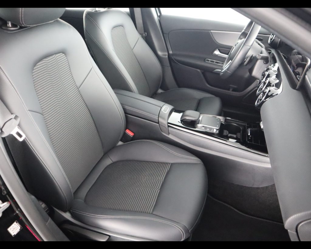 MERCEDES-BENZ A 180 d Business Extra auto - 17