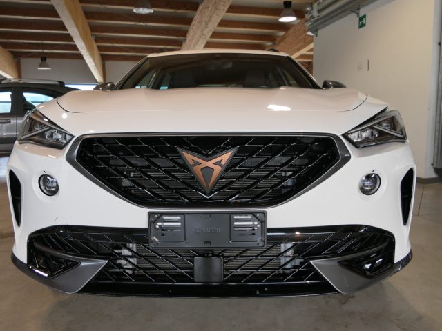 CUPRA Formentor Bianco pastello