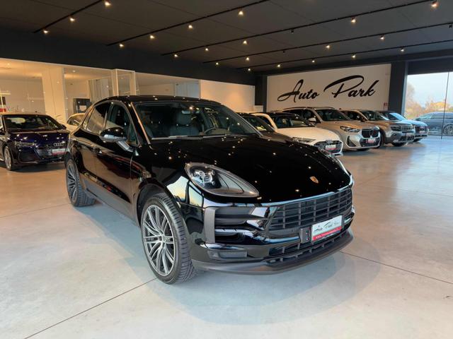 PORSCHE Macan Nero metallizzato