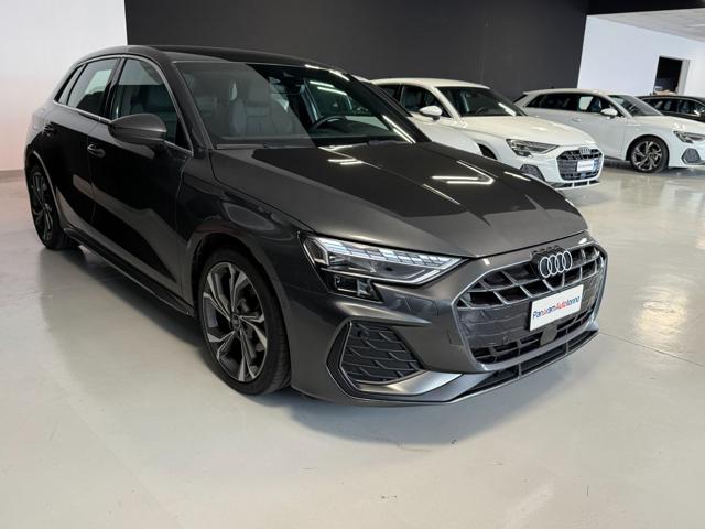 AUDI A3 Grigio scuro metallizzato