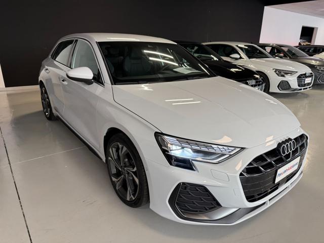 AUDI A3 Bianco metallizzato