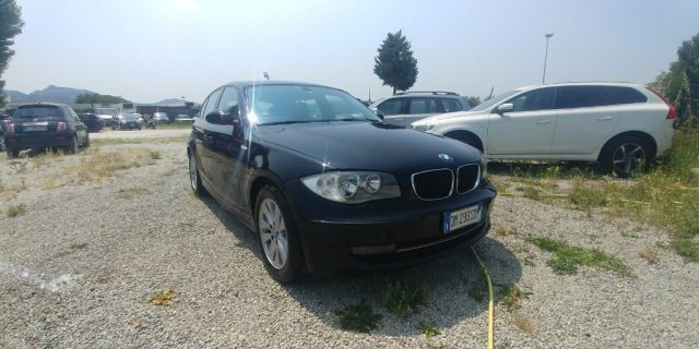 BMW 118 Nero metallizzato