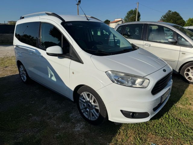 FORD Tourneo Courier Bianco metallizzato