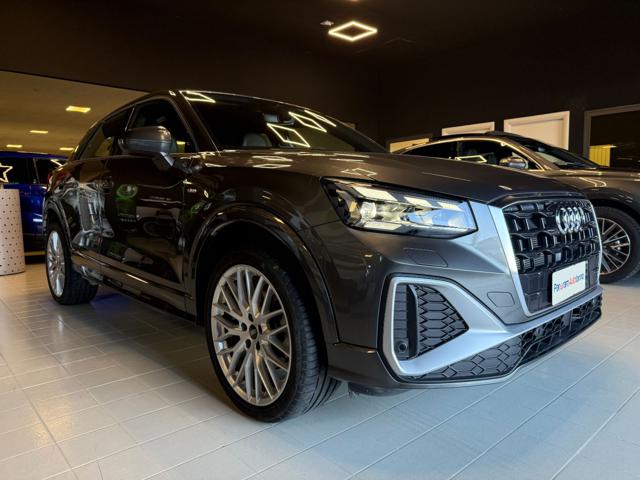 AUDI Q2 daytona grey perlato