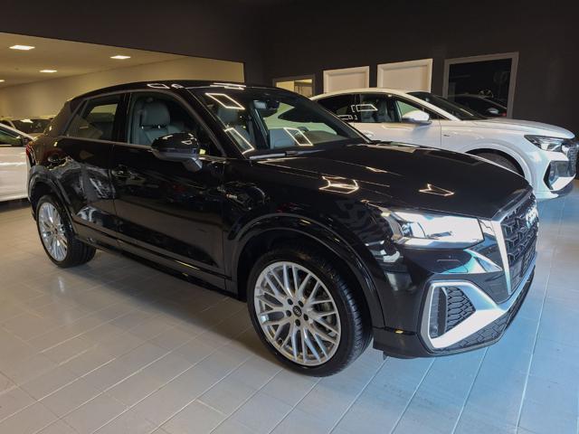 AUDI Q2 Nero metallizzato