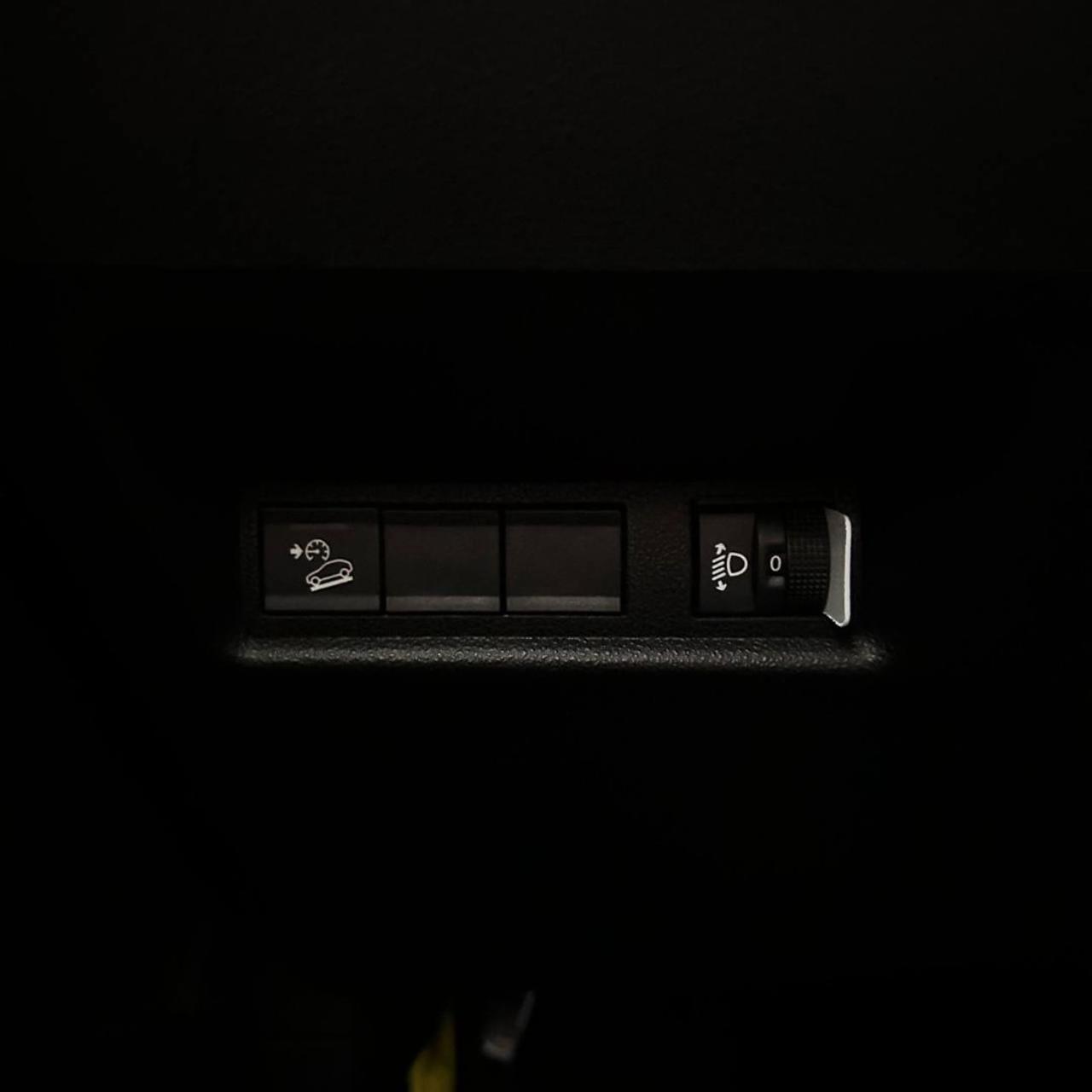 JEEP Avenger 1.2 Turbo 145 CV MHEV 4xe Upland - 31