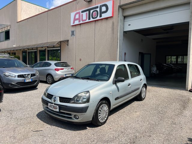 RENAULT Clio Argento metallizzato