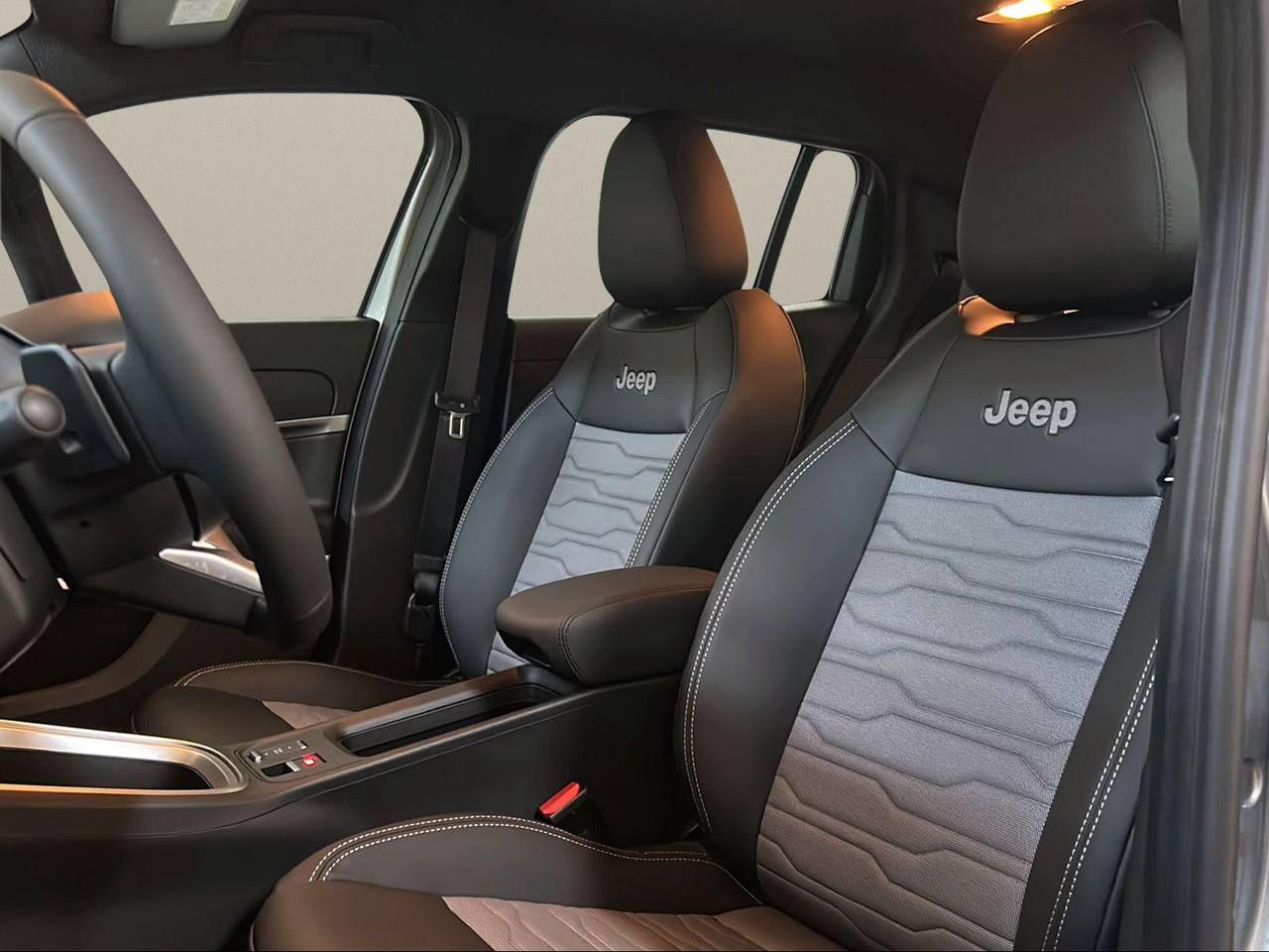 JEEP Avenger 1.2 Turbo 145 CV MHEV 4xe Upland - 9