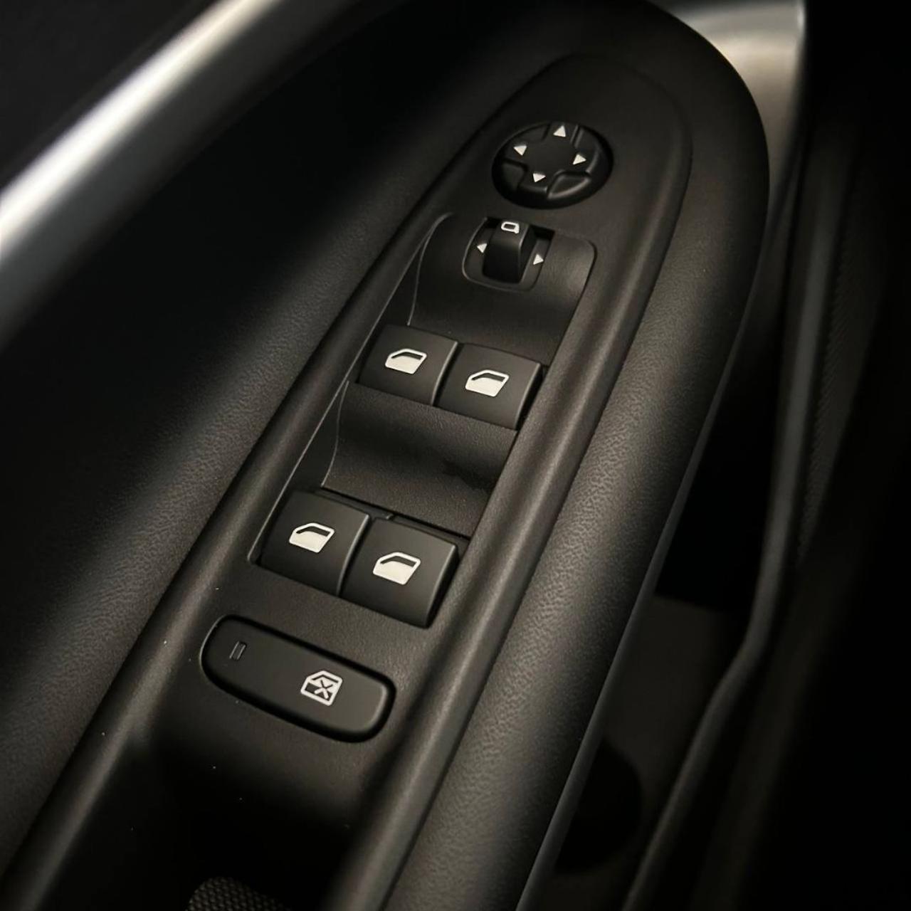 JEEP Avenger 1.2 Turbo 145 CV MHEV 4xe Upland - 32