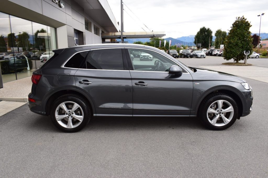 AUDI Q5 40 TDI 204 CV quattro S tronic S line - 5