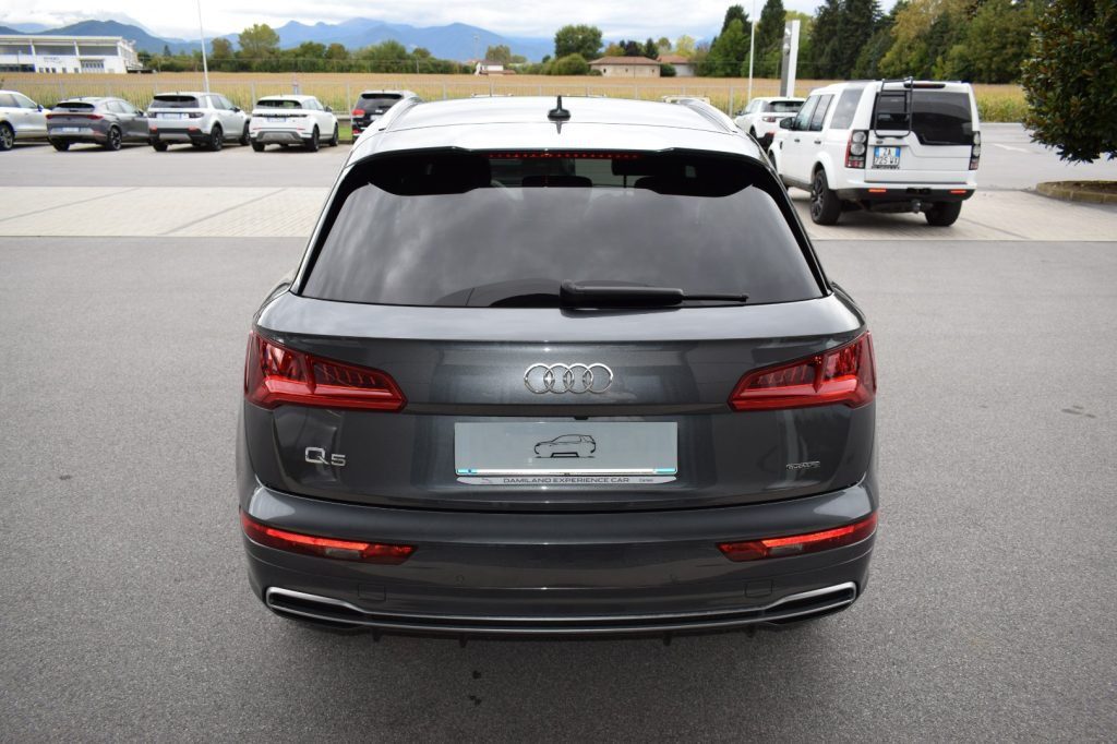 AUDI Q5 40 TDI 204 CV quattro S tronic S line - 7