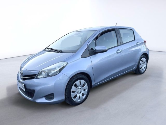 TOYOTA Yaris Argento pastello