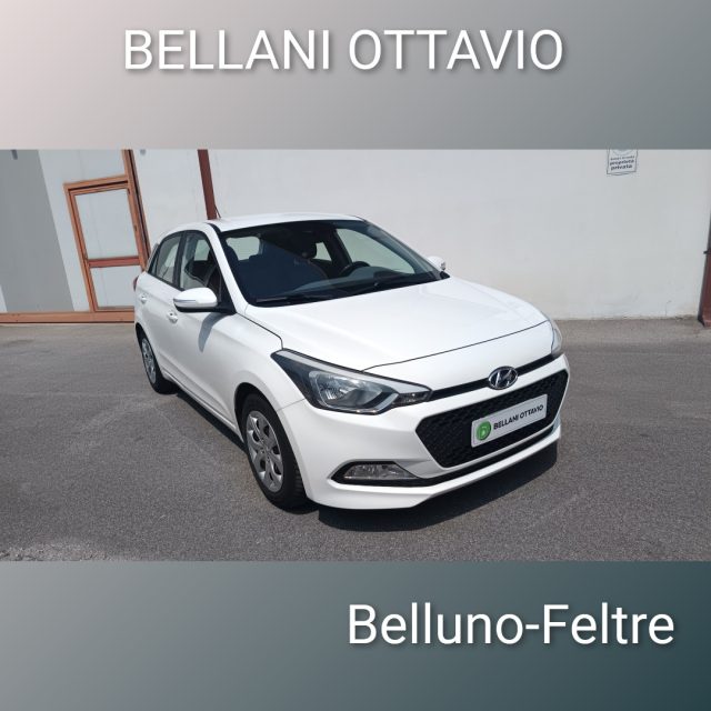 HYUNDAI i20 Bianco pastello