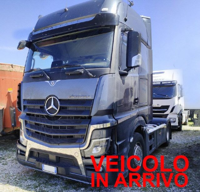 MERCEDES-BENZ  Grigio metallizzato