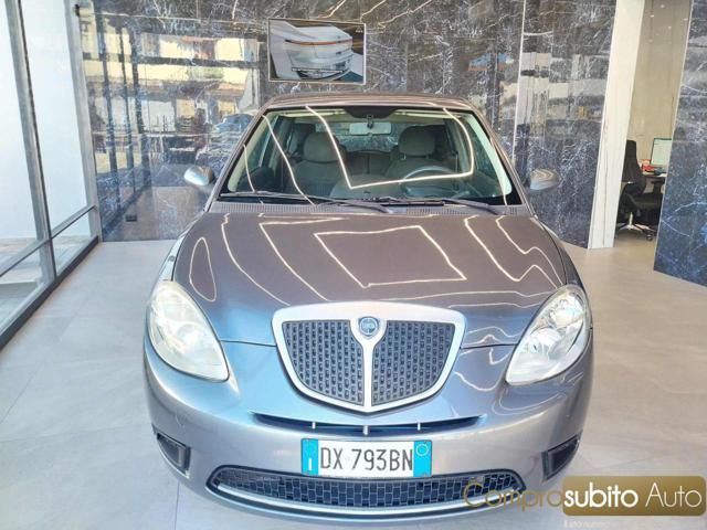 LANCIA Ypsilon Grigio scuro pastello