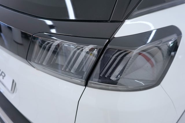 PEUGEOT 3008 28