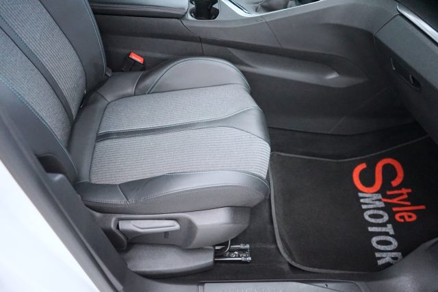 PEUGEOT 3008 36