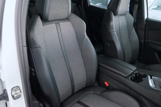 PEUGEOT 3008 37