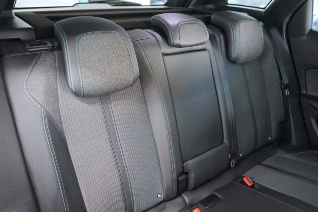 PEUGEOT 3008 39