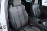 PEUGEOT 3008 37 thumb