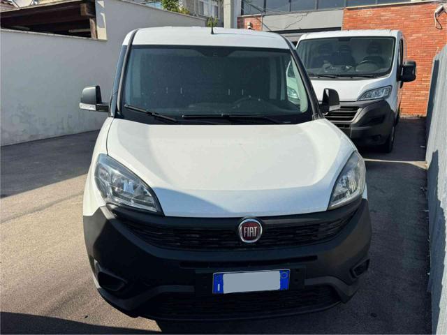 FIAT Doblo Bianco pastello