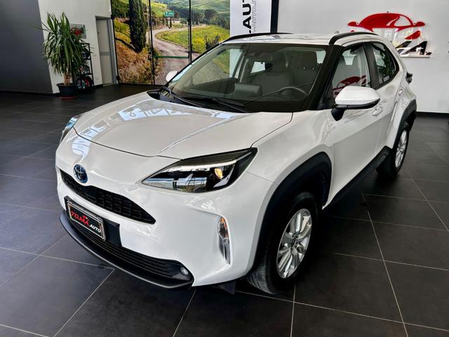 TOYOTA Yaris Cross Bianco metallizzato