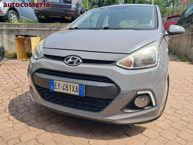 HYUNDAI i10 Grigio pastello