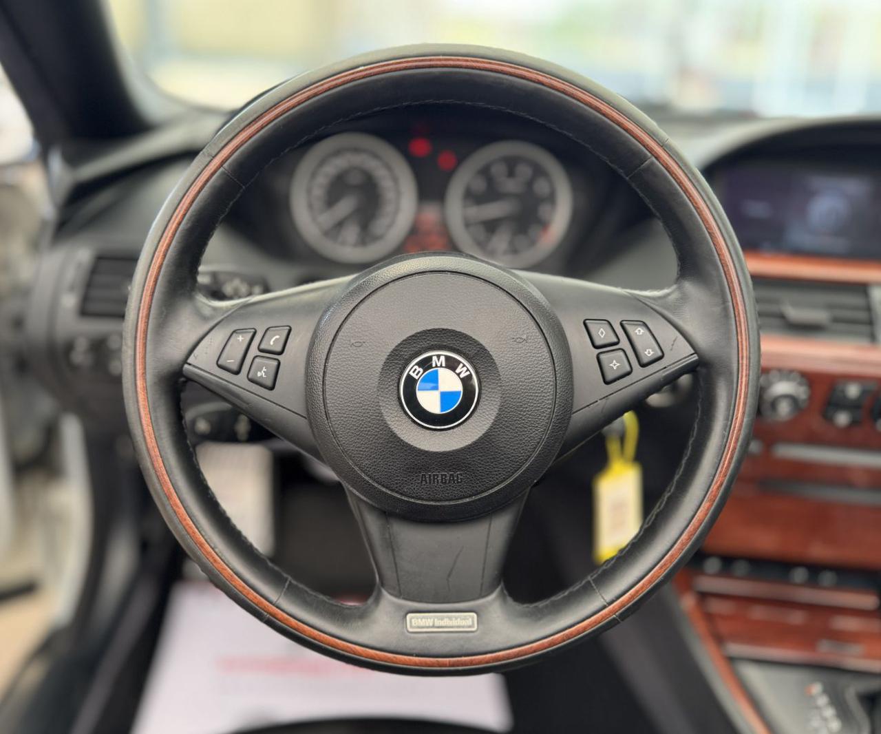 BMW 650 i 4.8 V8 367cv Cabrio INDIVIDUAL - 8