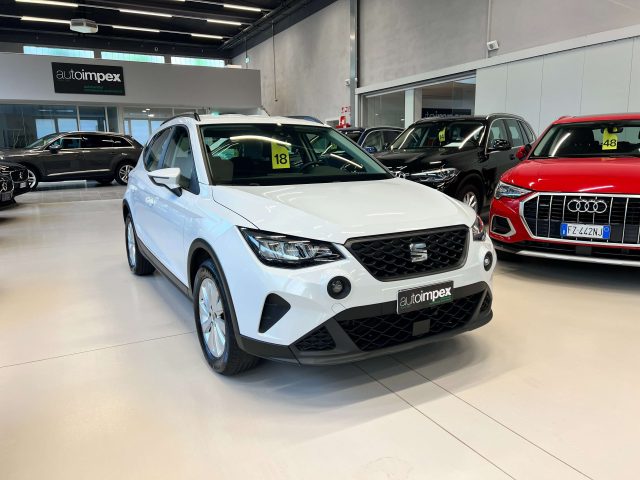 SEAT Arona Bianco pastello