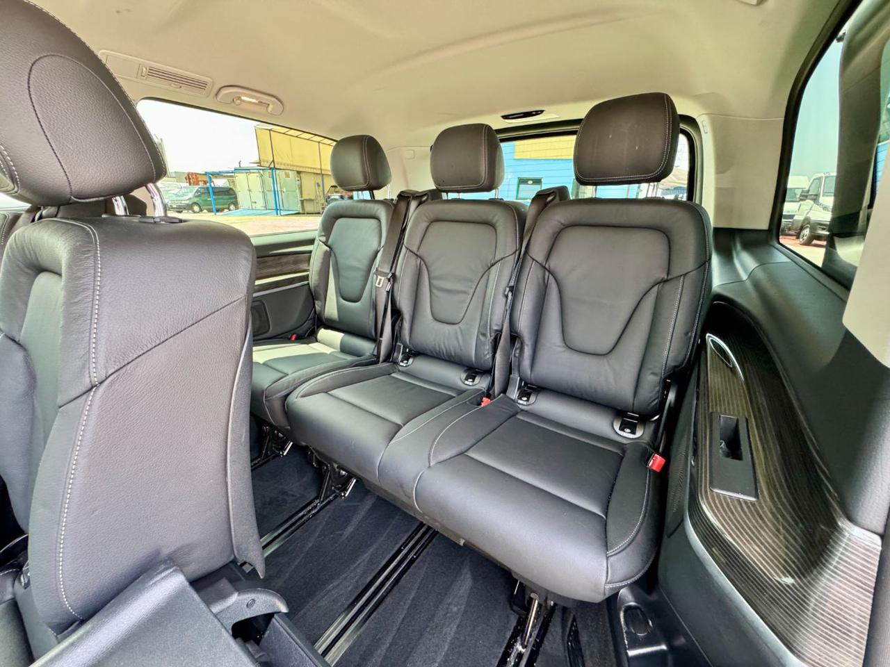 MERCEDES-BENZ V250d - 10