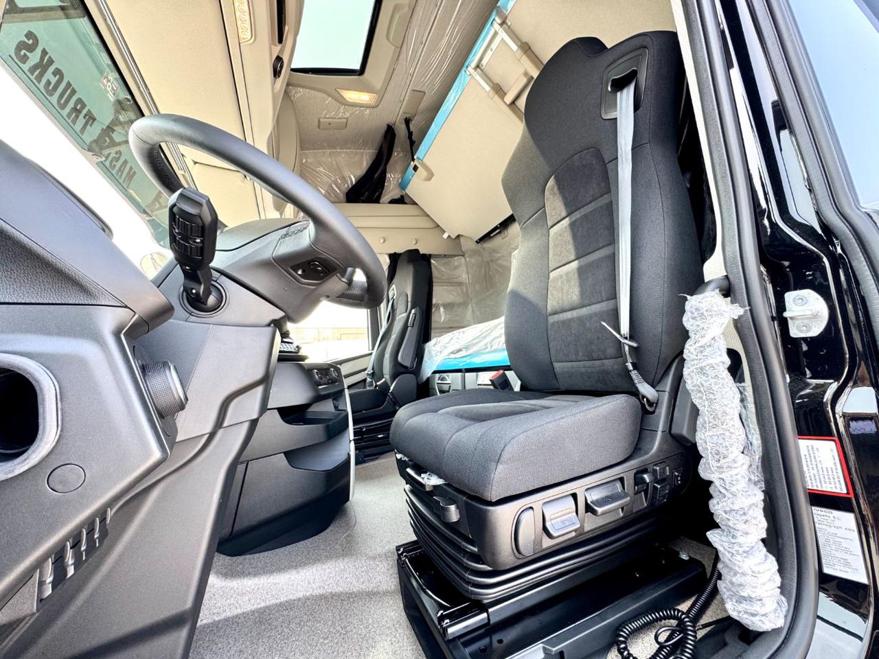 IVECO S-WAY 580 FULL AIR - 10