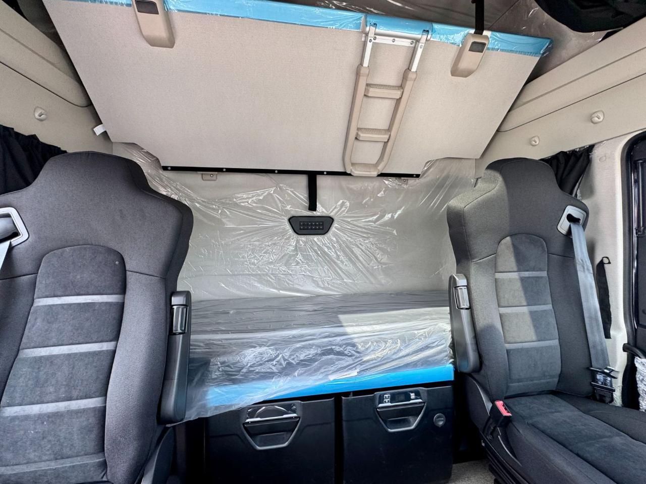 IVECO S-WAY 580 FULL AIR - 12