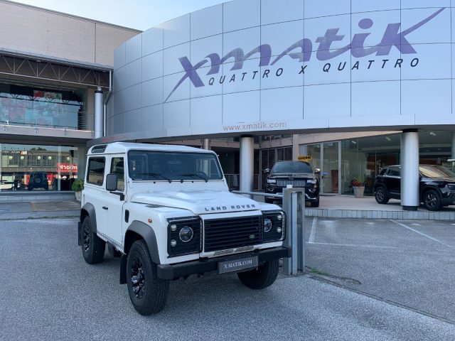 LAND ROVER Defender Bianco pastello