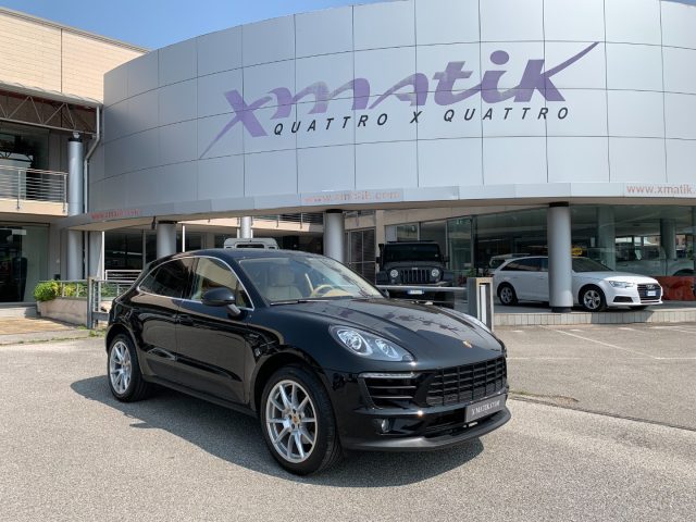 PORSCHE Macan Nero metallizzato
