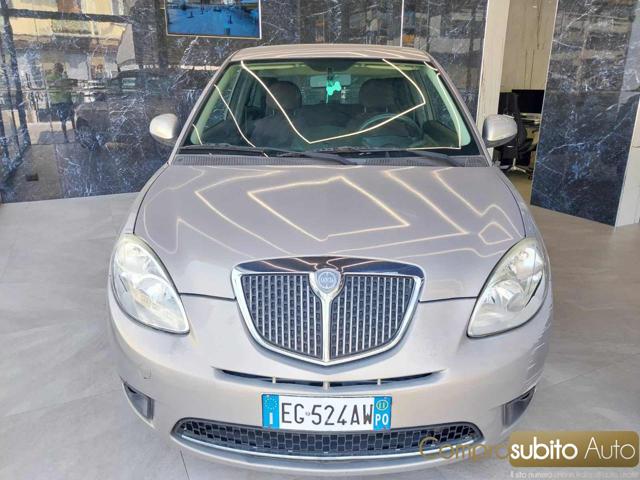 LANCIA Ypsilon Argent Pastel